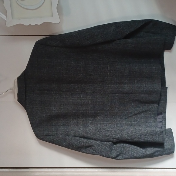 Kasper, Charcoal Grey Plaid, one button Suit Jacket. Sz 12P - Picture 5 of 6
